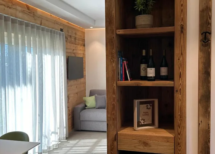 Origini Holidays Πανσιόν 4*